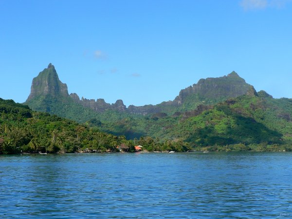 14- Vue du mouillage d'Opunohu 